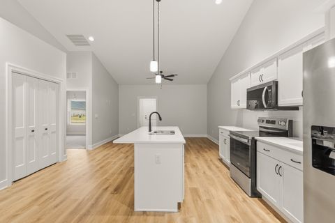 Tiny photo for 118 BEACON HARBOR Circle #118, East Moline, IL 61244 (MLS # QC4269901)