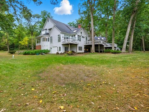 Tiny photo for 40W930 TROTTER Lane, St. Charles, IL 60175 (MLS # 12491509)
