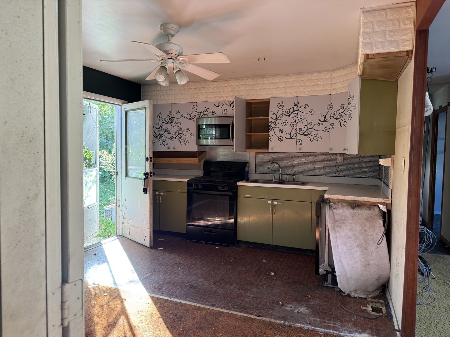 533 Gentle Breeze Terrace