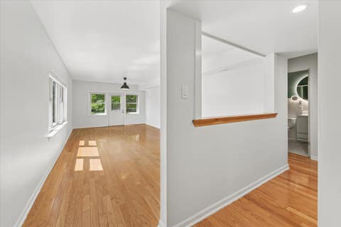 Tiny photo for 240 S Oak Park Avenue #305, Oak Park, IL 60302 (MLS # 12696931)