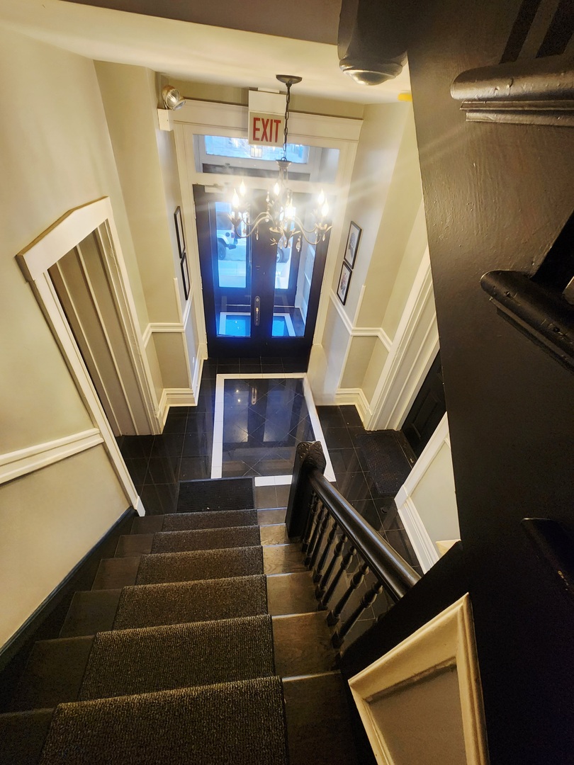 1714 W Leland Avenue 3B