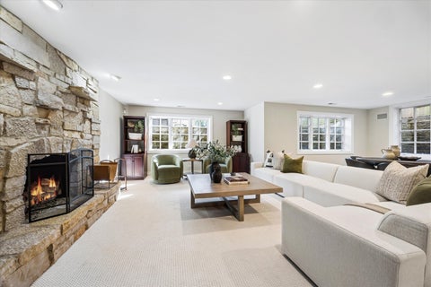 Tiny photo for 753 Wilson Lane, Hinsdale, IL 60521 (MLS # 12772036)