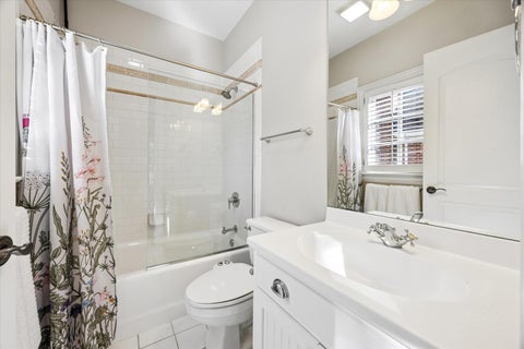 Tiny photo for 753 Wilson Lane, Hinsdale, IL 60521 (MLS # 12772036)