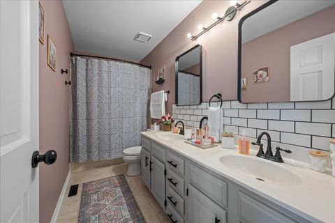 Tiny photo for Aurora, IL 60506 (MLS # 12521458)