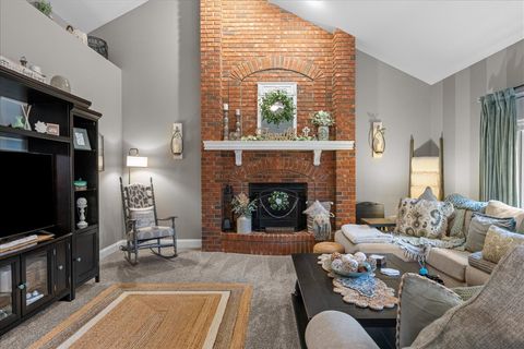 Tiny photo for Aurora, IL 60506 (MLS # 12521458)