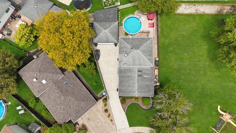 Tiny photo for 4690 W 130th Court, Alsip, IL 60803 (MLS # 12443837)