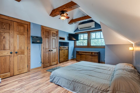Tiny photo for 6100 N Mason Avenue, Chicago, IL 60646 (MLS # 12749829)