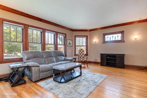 Tiny photo for 6100 N Mason Avenue, Chicago, IL 60646 (MLS # 12749829)