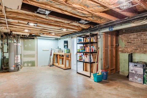 Tiny photo for 6100 N Mason Avenue, Chicago, IL 60646 (MLS # 12749829)