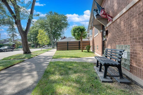 Tiny photo for 6100 N Mason Avenue, Chicago, IL 60646 (MLS # 12749829)