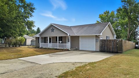 Tiny photo for 3312 B Street, Rock Falls, IL 61071 (MLS # 12489876)