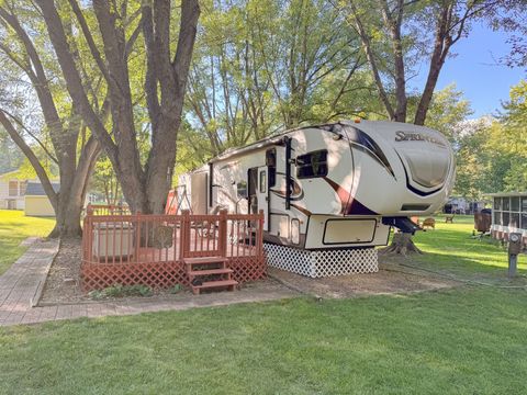 24/52 Woodhaven Sublette IL 61367