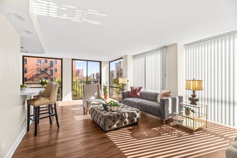 Tiny photo for 345 W Fullerton Parkway #603, Chicago, IL 60614 (MLS # 12501114)