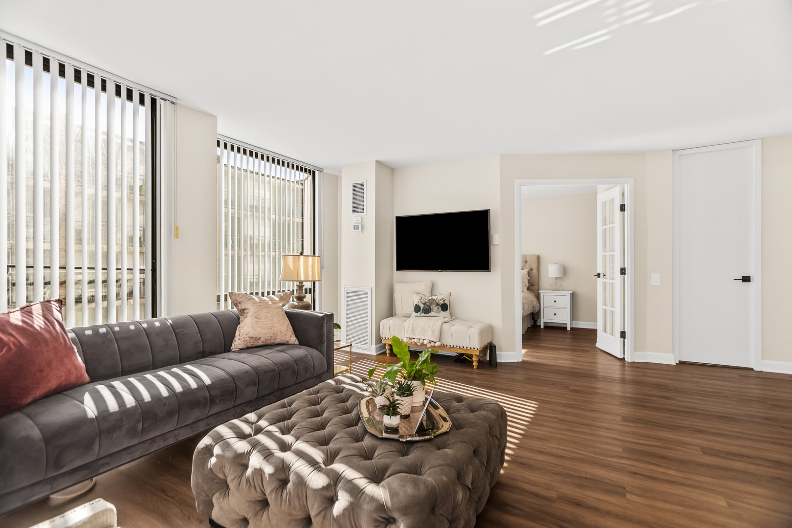 345 W Fullerton Parkway 603