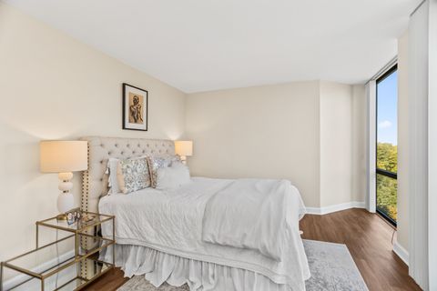 Tiny photo for 345 W Fullerton Parkway #603, Chicago, IL 60614 (MLS # 12501114)