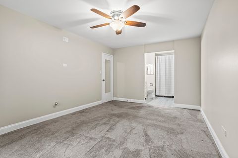 Tiny photo for 3913 Saratoga Avenue #G-306, Downers Grove, IL 60515 (MLS # 12501336)