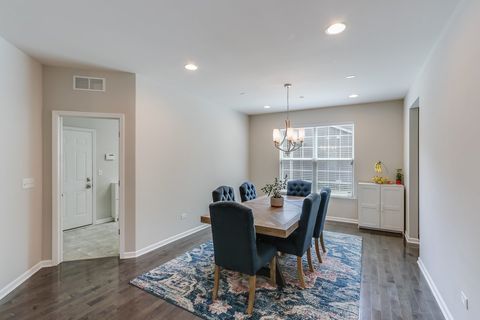 Tiny photo for 1612 Bur Oak Drive, Hoffman Estates, IL 60192 (MLS # 12639661)