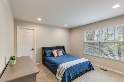 Tiny photo for 1612 Bur Oak Drive, Hoffman Estates, IL 60192 (MLS # 12639661)