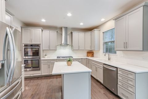 Tiny photo for 1612 Bur Oak Drive, Hoffman Estates, IL 60192 (MLS # 12639661)