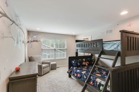 Tiny photo for 1612 Bur Oak Drive, Hoffman Estates, IL 60192 (MLS # 12639661)
