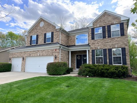 Tiny photo for 1612 Bur Oak Drive, Hoffman Estates, IL 60192 (MLS # 12639661)