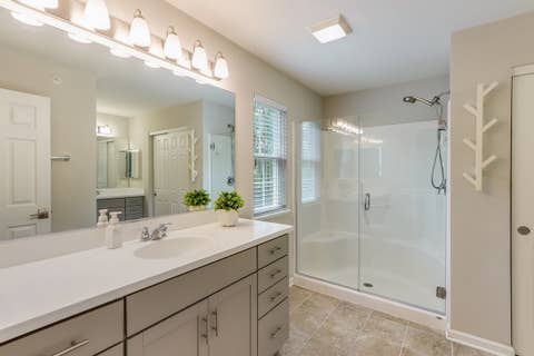 Tiny photo for 1612 Bur Oak Drive, Hoffman Estates, IL 60192 (MLS # 12639661)