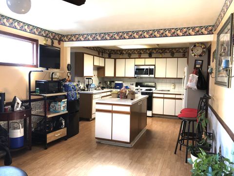 Tiny photo for 625 S Yale Avenue, Addison, IL 60101 (MLS # 12507095)