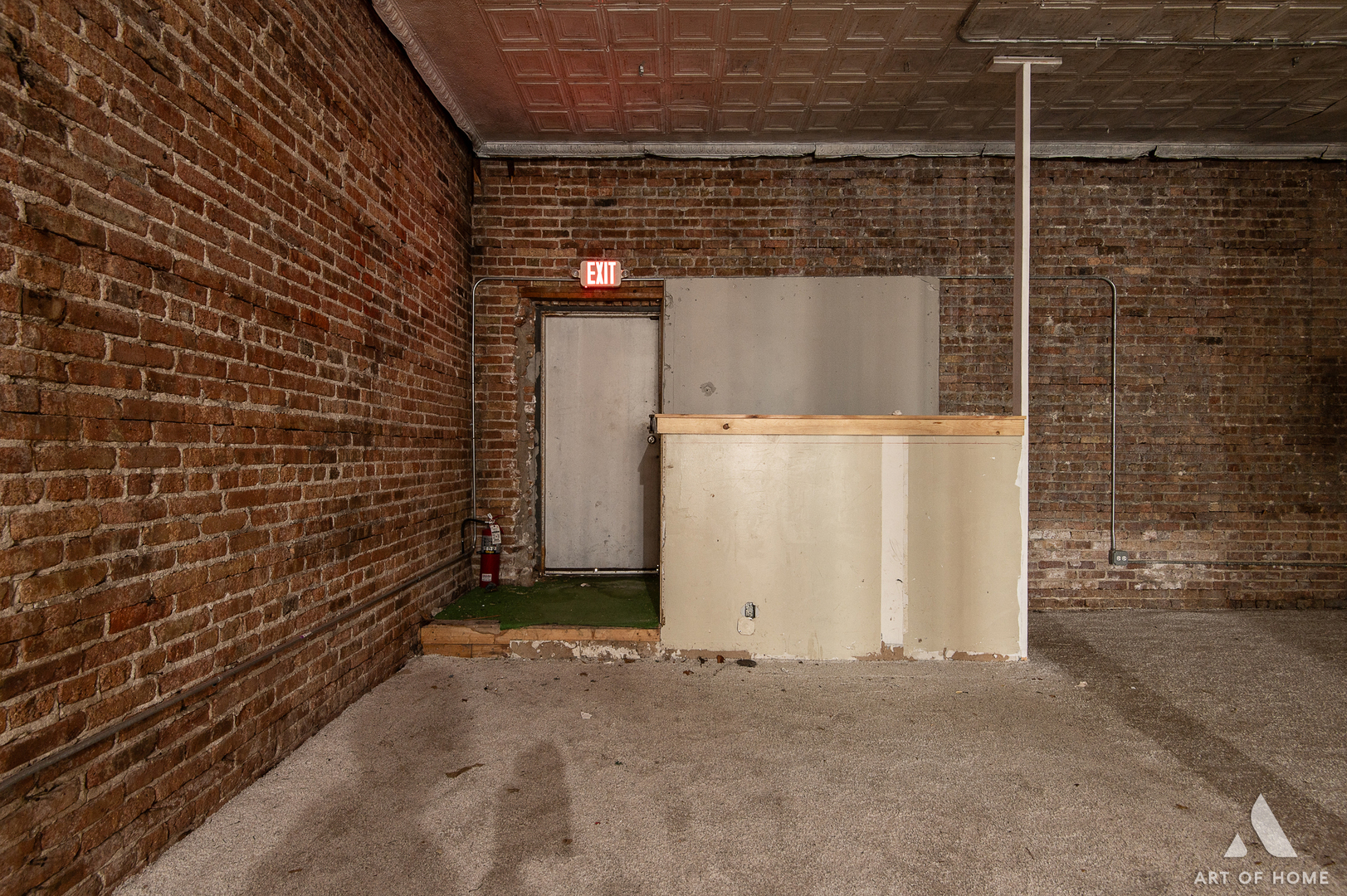 16 E Burlington Avenue
