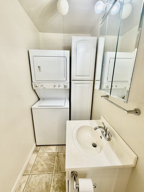 Tiny photo for 614 S Chestnut Street, Princeton, IL 61356 (MLS # 12738782)