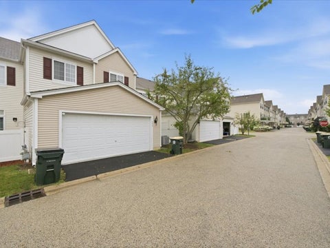 Tiny photo for 543 Topeka Drive, Grayslake, IL 60030 (MLS # 12722870)