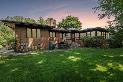 Tiny photo for 6444 N Kenton Avenue, Lincolnwood, IL 60712 (MLS # 12708485)