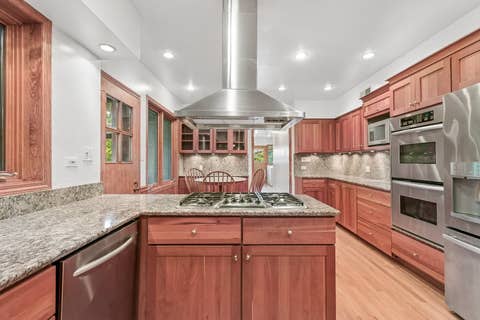 Tiny photo for 6444 N Kenton Avenue, Lincolnwood, IL 60712 (MLS # 12708485)