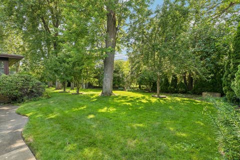 Tiny photo for 6444 N Kenton Avenue, Lincolnwood, IL 60712 (MLS # 12708485)
