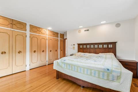 Tiny photo for 6444 N Kenton Avenue, Lincolnwood, IL 60712 (MLS # 12708485)