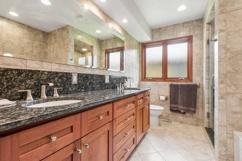 Tiny photo for 6444 N Kenton Avenue, Lincolnwood, IL 60712 (MLS # 12708485)