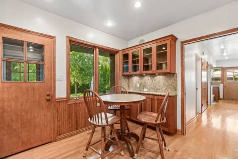 Tiny photo for 6444 N Kenton Avenue, Lincolnwood, IL 60712 (MLS # 12708485)