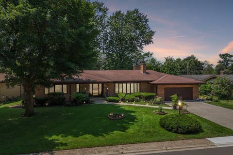 Tiny photo for 6444 N Kenton Avenue, Lincolnwood, IL 60712 (MLS # 12708485)