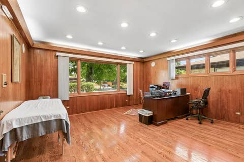 Tiny photo for 6444 N Kenton Avenue, Lincolnwood, IL 60712 (MLS # 12708485)
