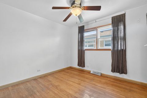 Tiny photo for 3216 Monroe Street, Bellwood, IL 60104 (MLS # 12466105)