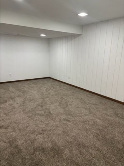 Tiny photo for 4554 Bunker Hill Drive, Bettendorf, IA 52722 (MLS # 12609751)