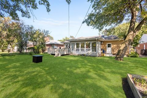 Tiny photo for 1248 Oakmont Avenue, Flossmoor, IL 60422 (MLS # 12475843)