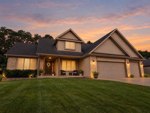 Photo of 230 English Lane, Winthrop Harbor, IL 60096 (MLS # 12754483)