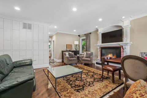Tiny photo for 6660 Albion Avenue, Niles, IL 60714 (MLS # 12679929)