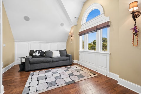 Tiny photo for 6660 Albion Avenue, Niles, IL 60714 (MLS # 12679929)