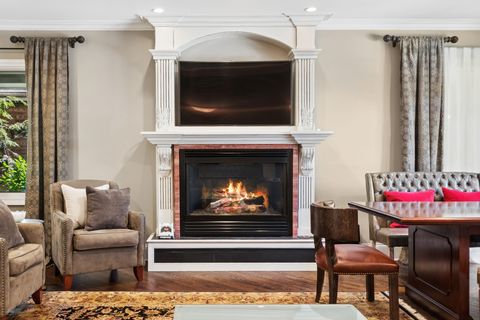 Tiny photo for 6660 Albion Avenue, Niles, IL 60714 (MLS # 12679929)