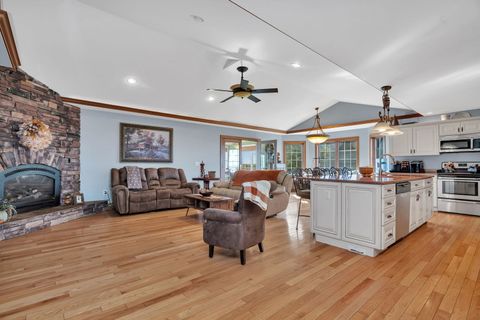 Tiny photo for 2624 E 21st Road, Marseilles, IL 61341 (MLS # 12499583)