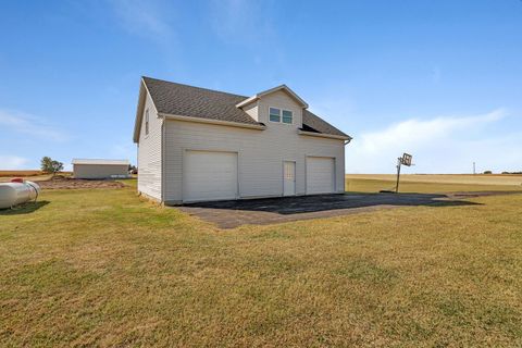 Tiny photo for 2624 E 21st Road, Marseilles, IL 61341 (MLS # 12499583)