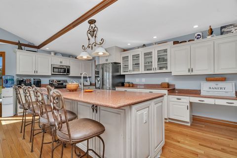 Tiny photo for 2624 E 21st Road, Marseilles, IL 61341 (MLS # 12499583)