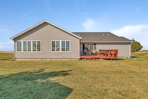 Tiny photo for 2624 E 21st Road, Marseilles, IL 61341 (MLS # 12499583)