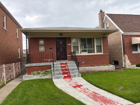 Photo of 10031 S Forest Avenue, Chicago, IL 60628 (MLS # 12649067)